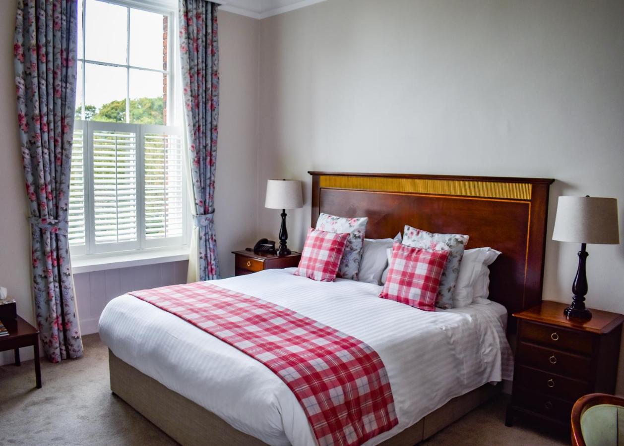 Burton-upon-Trent Dovecliff Hall Hotel מראה חיצוני תמונה