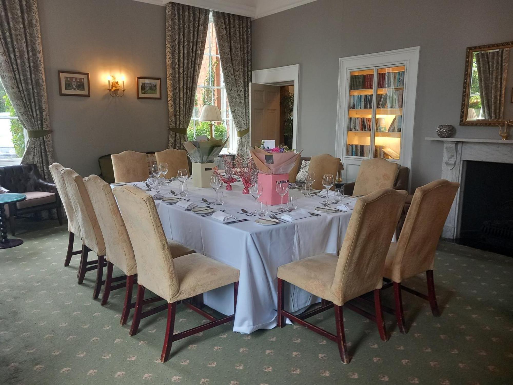 Burton-upon-Trent Dovecliff Hall Hotel מראה חיצוני תמונה
