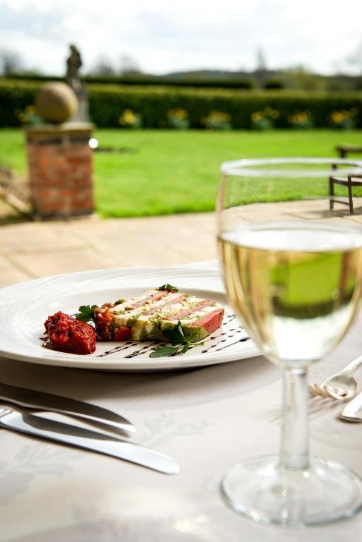Burton-upon-Trent Dovecliff Hall Hotel מראה חיצוני תמונה